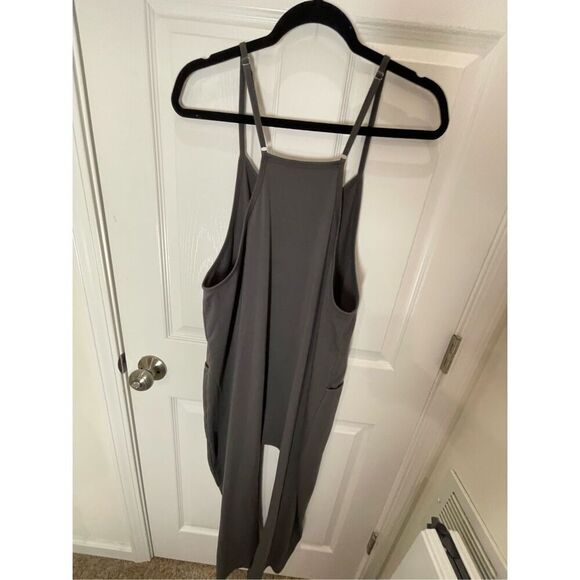 Women’s romper gray size medium - Picture 2 of 4